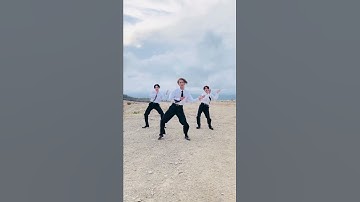 Thumbnail of 白シャツは眩しい✨❓#SnowMan #EMPIRE #YoutubeShorts #RAYS#岩本照 #宮舘涼太 #向井康二#YoutubeShorts #RAYS #本気はまぶしい