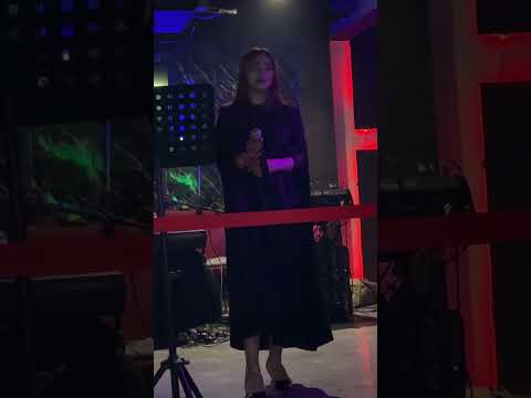 المظلة لاونج