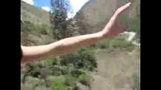 Zip-line in Santa Teresa (Inka Jungle Trek a Machu Picchu)