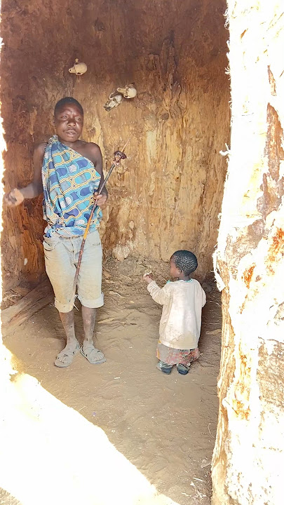 Jungle experience; a home in baobab tree 🌳 #nativestyle #gowithnatives #wildness #onewithnature