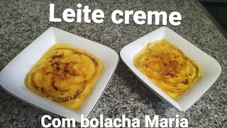 Custard with Maria Biscuits 😋