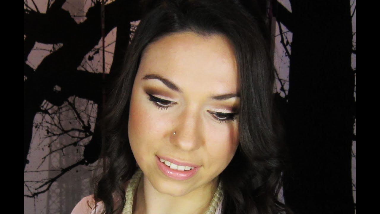 Look con "Chocolate Bar" de Too Faced