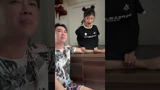 Mới mua con chim về nuôi…mà hót dở quá… 😅 #hoviettrung #ximuoi #funny #youtubeshorts #shorts screenshot 1