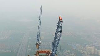 Couple Climbs The HIGHEST CONSTRUCTION SITE IN THE WORLD 640M