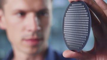 A structured glass that forms a perfect bond with silicon