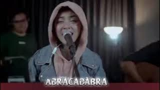 -ABRACADABRA- Givani Gumilang viral