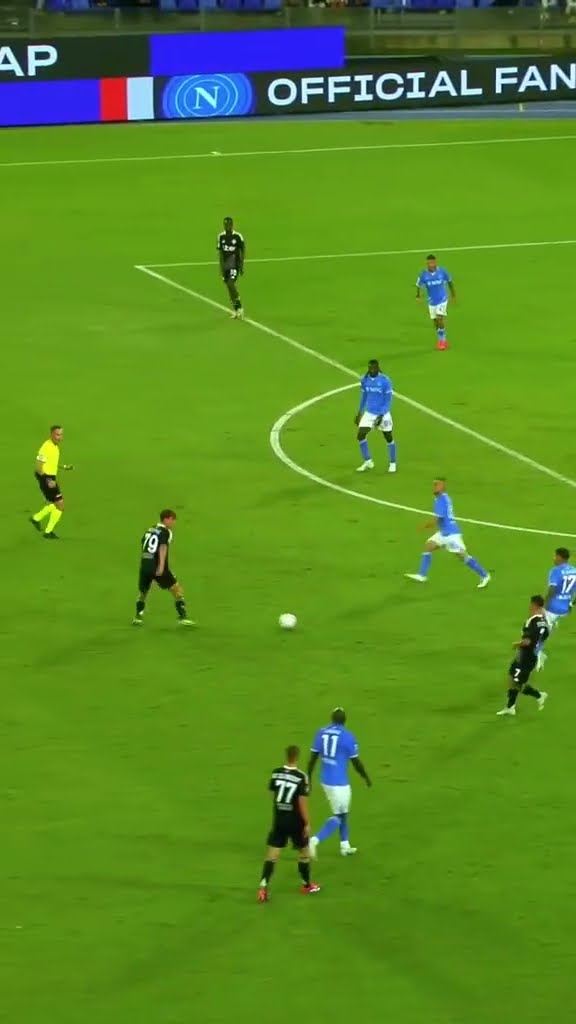 Lobotka is Napoli's midfield maestro ?