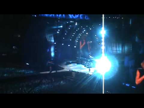 AC/DC Argentina - Thunderstruck (4/12/09) - YouTube