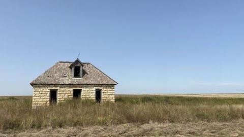 Autophobia images with unsettling music (fear of being alone)