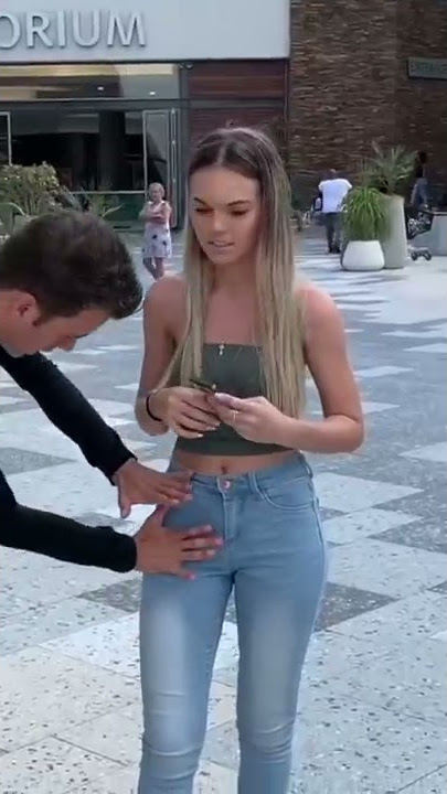 TikTok Magician Does INSANE Magic Trick 🤯 #shorts