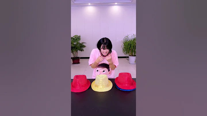 The hat-matching challenge is so exciting, hurry up and ask people to play! !😱❤️👻 #shorts #challenge