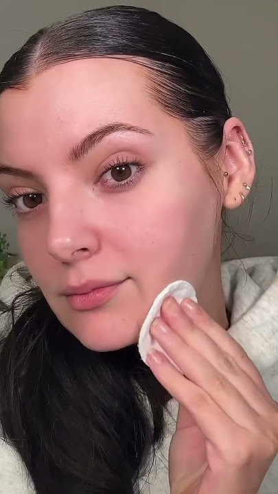 Green skincare routine 💚 #skincareroutine #skincare #skin #pov