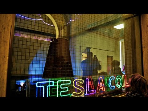 Tesla Coil Demonstration, at Griffith Observatory