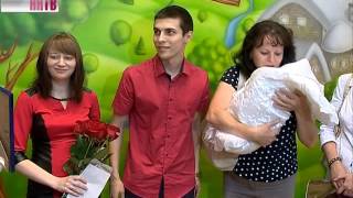 День семьи, любви и верности все чаще выбирают для проведения свадеб День семьи, любви и верности все чаще выбирают для проведения свадеб