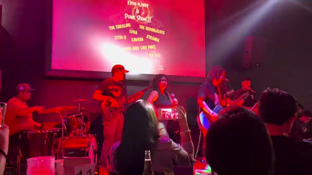 More To Lose (Seona Dancing cover) performed by Strângé