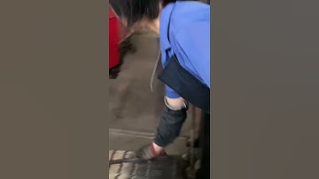 Source strength manufacturers, specializing in hardware display stand customization