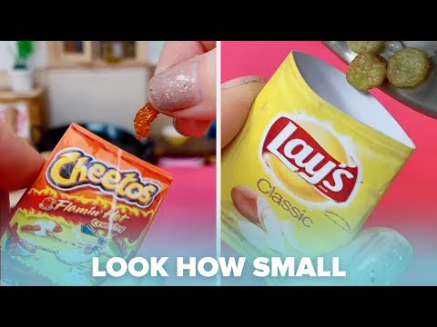 Miniature cooking videos