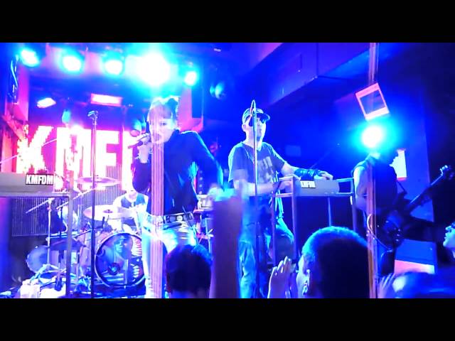 KMFDM "Bait & Switch" LIVE @ Bus Palladium (Paris) 19 juin 2010 [HD]