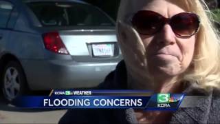 Tuolumne River floods Modesto neighborhood