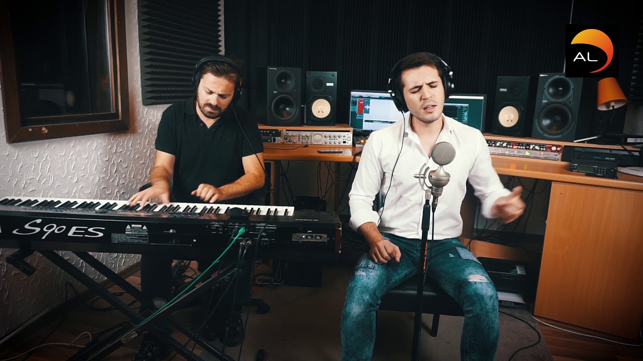 Haris Skarep - Ko zna koliko daleko si ti (Live)