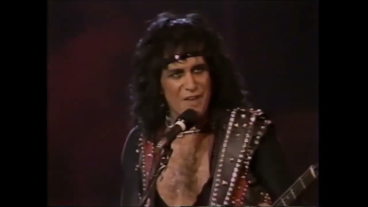 Kiss - Thrills In The Night (Live Detroit 1984)