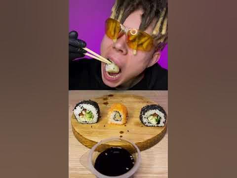 Перекус Мукбангера Чек Роллы 🍣 | #shorts #роллы #асмр - YouTube
