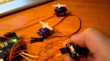 2016 04 04 Arduino + 2 серводвигателя + джойстик для управления