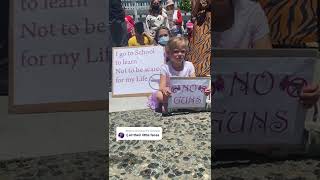Best Signs From the March for Our Lives short shorts