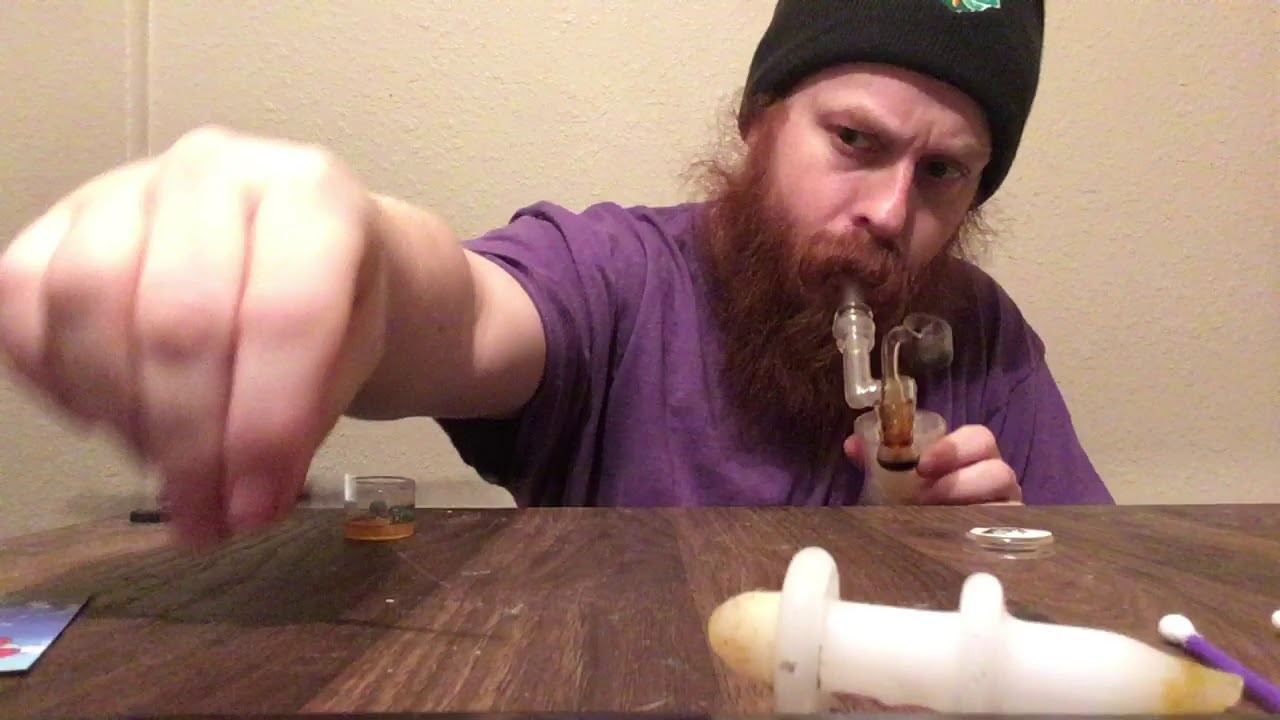 Cosmic Dawg Mantis Extracts