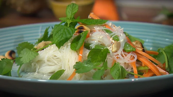 Vietnamese Sesame Chicken Salad | Tara Walker