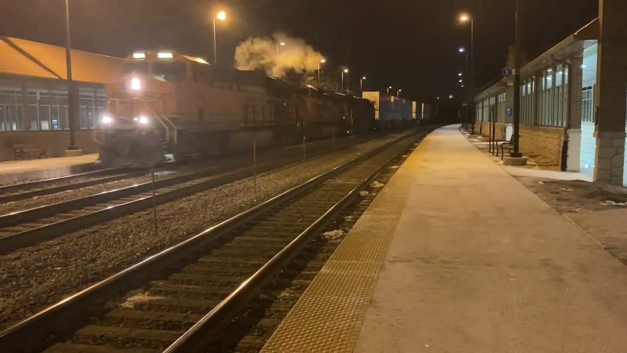 Starting A Weekend with some Railfanning