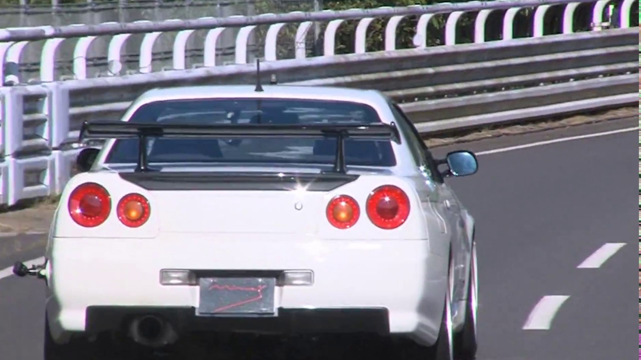 Mine's Nissan Skyline GT-R r34 - YouTube
