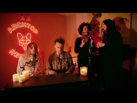 Ferris & Sylvester - Darkness I Feel (Live)
