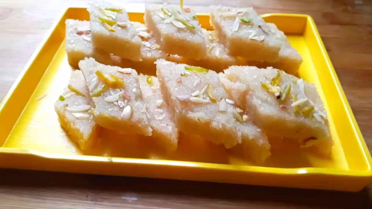 Sujir Halwa/ Barfi Semolina Halwa recipe সুজির হালুয়া / বরফি রেসিপি YouTube