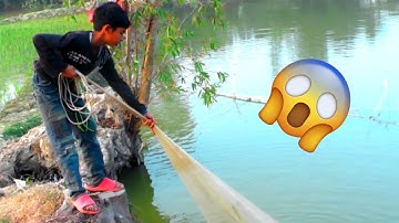 Unbelievable Cast Net Fishing - Fisherman vs River Catch Netting 2023 Village Cute Boy Fishing😮