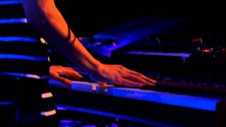 Video thumbnail of "Vienna Teng - Ain't No Sunshine/Lose Yourself (Aims Live @ The Independent)"