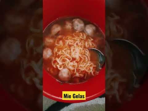 BIKIN MIE GELAS