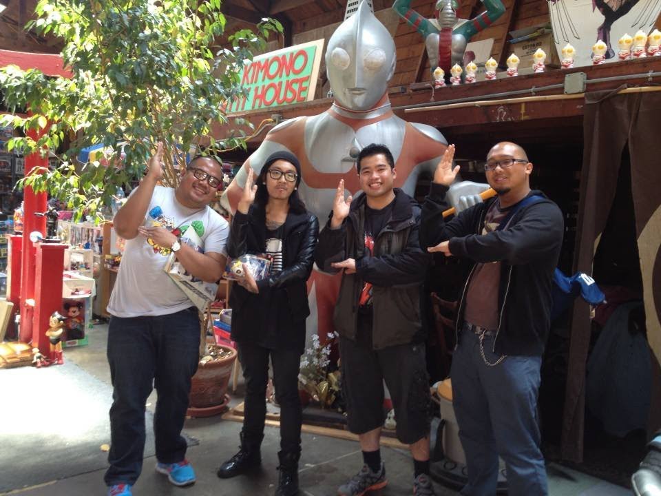 Kimono My House Anime & SciFi Toy Store Emeryville, CA YouTube