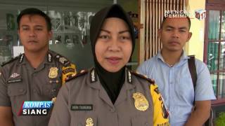 Download Bayi Laki-laki Ini Ditemukan Di Depan Kompleks Perumahan Video MP3 Bayi Laki-laki Ini Ditemukan Di Depan Kompleks Perumahan
