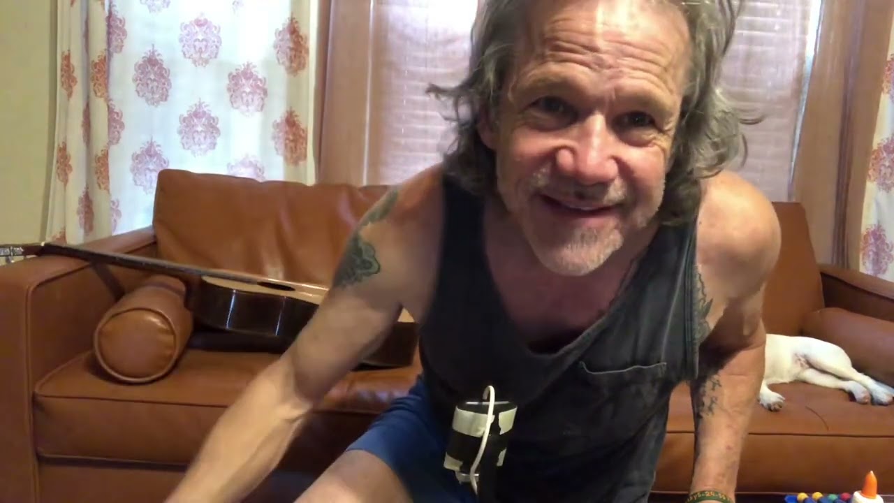 Review Blueridge BR-361 and Ernie Ball Aluminum Strings -Working Man's Martin O-28VS - Bill Romansky