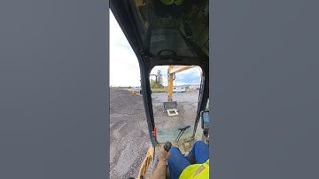 How to pick flat objects with the excavator