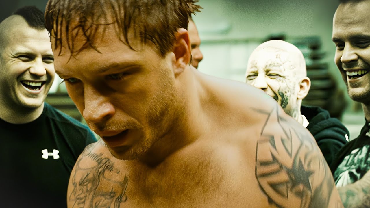 ММА жауынгері ол рингке шыққан сәтте күлді, оның ЖЫНДЫ ауруы бар бұрынғы ТЕҢІЗ ӘСКЕРІ екенін білмей