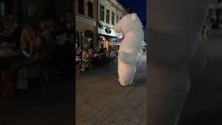 Download Lagu surprize cu ursul gigant alb Martinica MP3