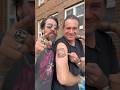 Capture de la vidéo Für Alle, Die Sich (Noch) Nicht Trauen, Wir Haben Da Was Zum Kleben Für Euch!! 🤘🏼🤠 Link In Bio!
