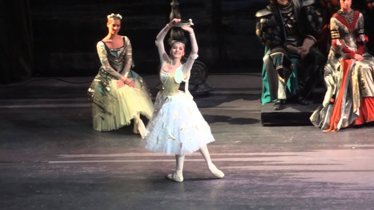 Неаполитанский танец из балета лебединое озеро