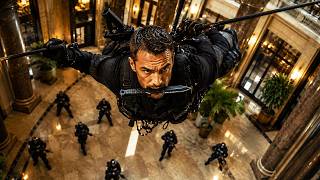 Agent steals bank intel, escapes flawlessly • Top spy action series, 4K #jindong #mma screenshot 2