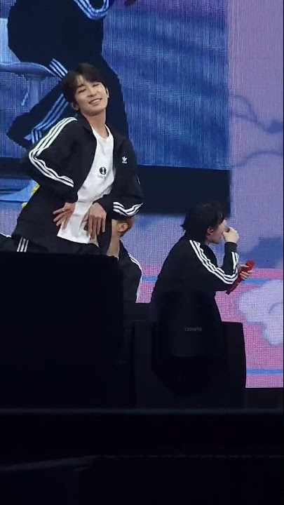 I'M GOING CRAZY!! WONWOO ATTENTION 😭😭😭😭😭MY BABYGIRL IS so cute #wonwoo # attention #seventeen