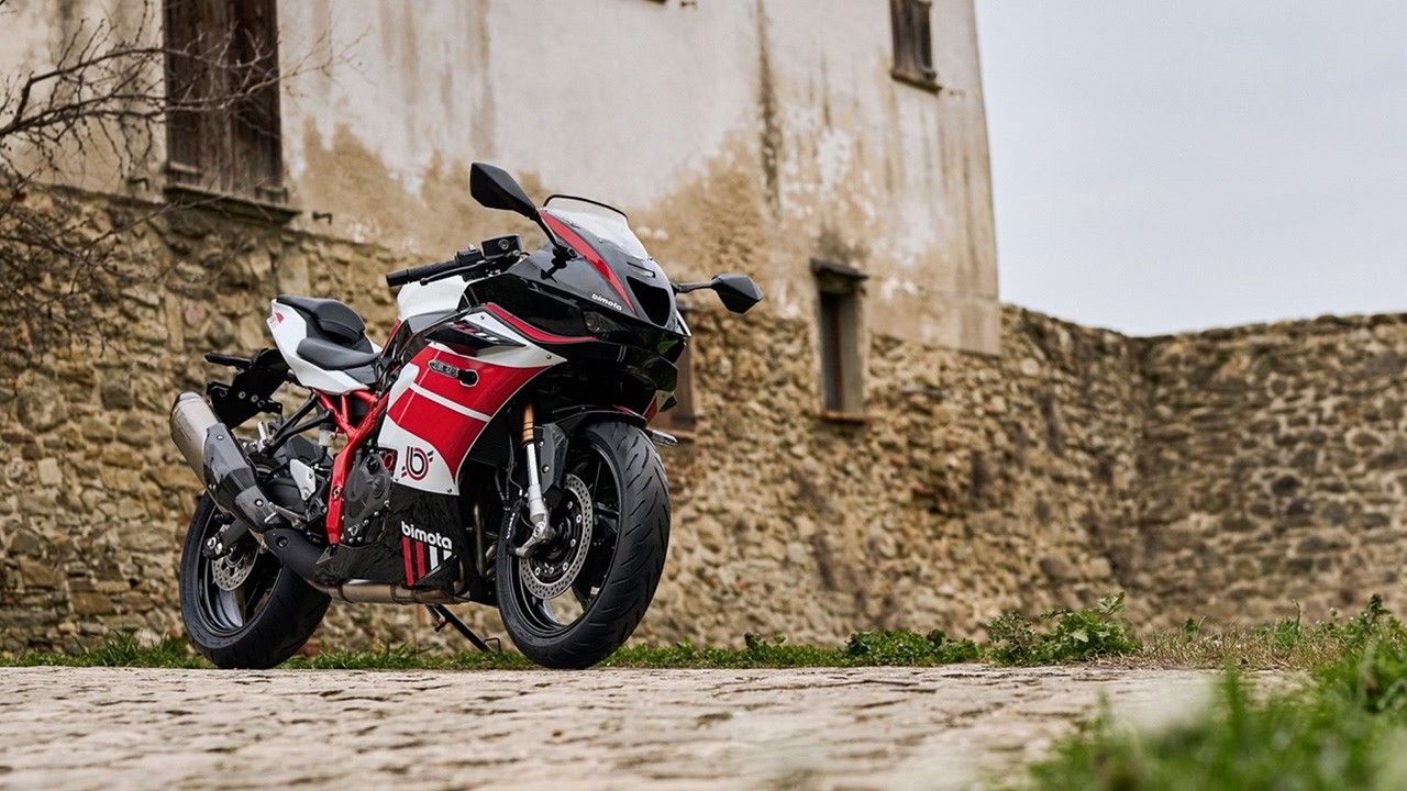 Bimota KB 399: New 400cc with Ninja ZX-4RR Engine and Carbon