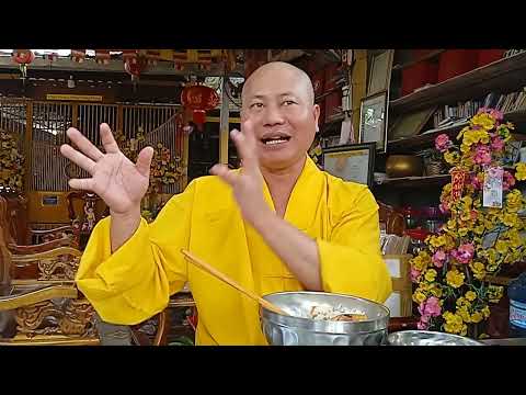 Video trưa cúng cơm cho thầy vừa ăn vừa NC về Sư Cô nghe mà... - youtube