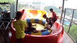 Dangerous Vuvuzela Water Slide at Sunway Lagoon screenshot 5